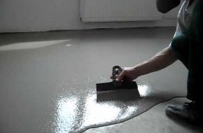 Делаем чистовую бетонную стяжку